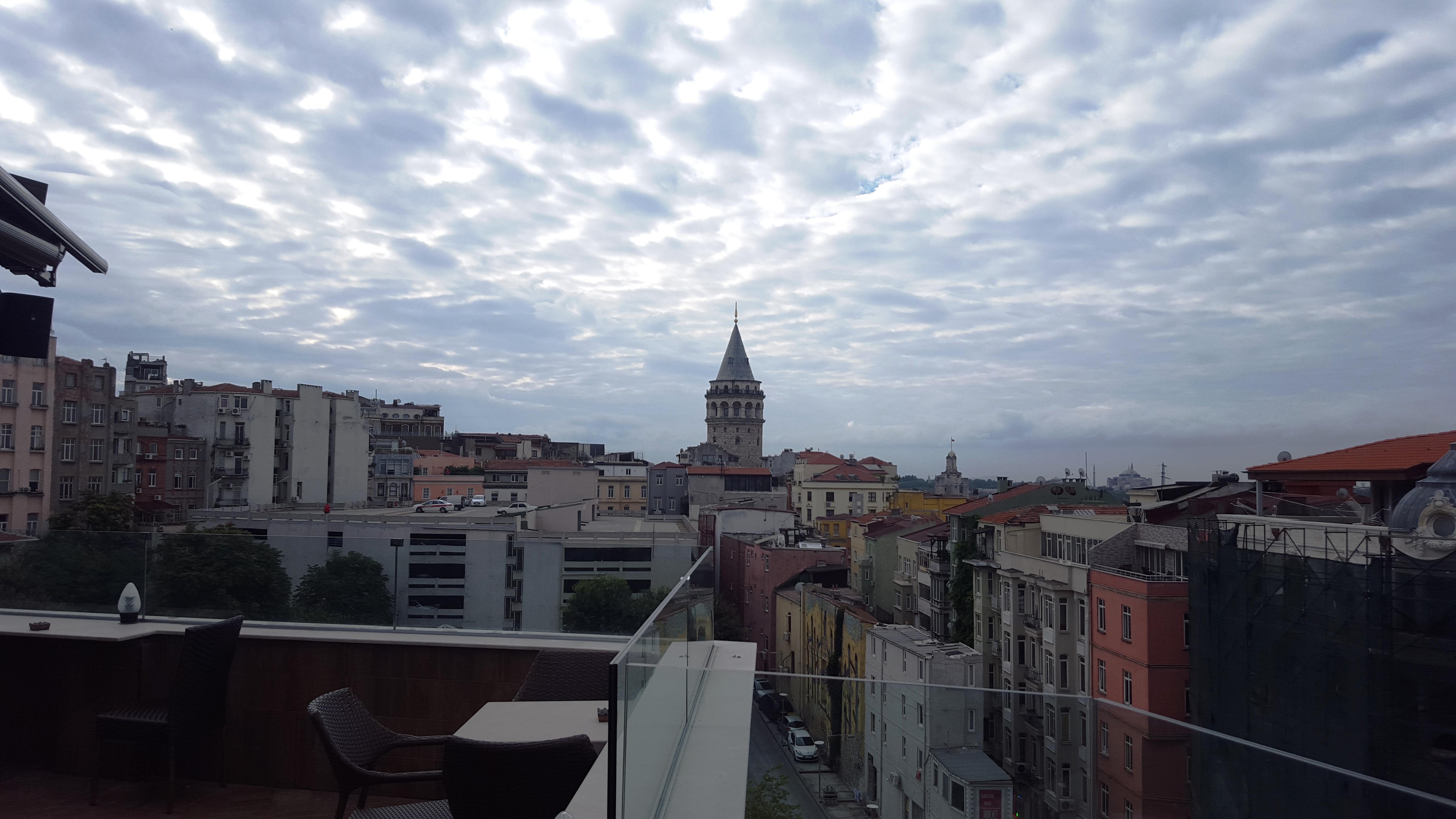 Daru Sultan Hotels Galata Stambuł Zewnętrze zdjęcie View of the Galata Tower from the Galata Tower Hotel